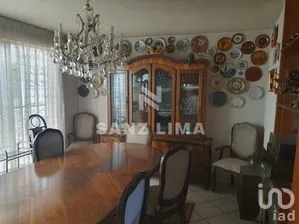 NEX-275451 - Casa en Venta, con 7 recamaras, con 2 baños, con 276 m2 de construcción en Las Fuentes, CP 38040, Guanajuato.
