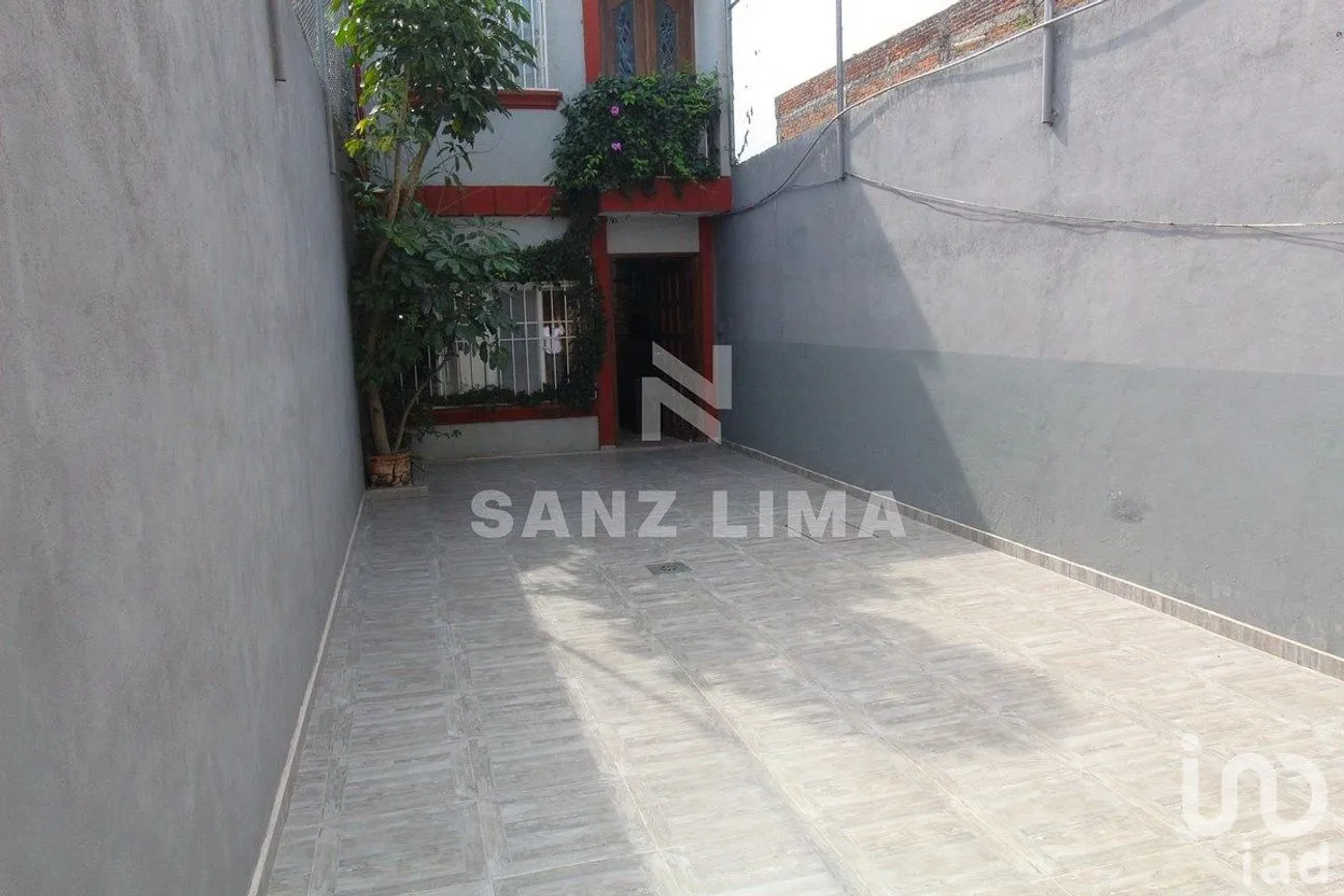 Casa en Venta en Celaya Centro, Celaya, Guanajuato | NEX-284857 | iad México | Foto 8 de 28