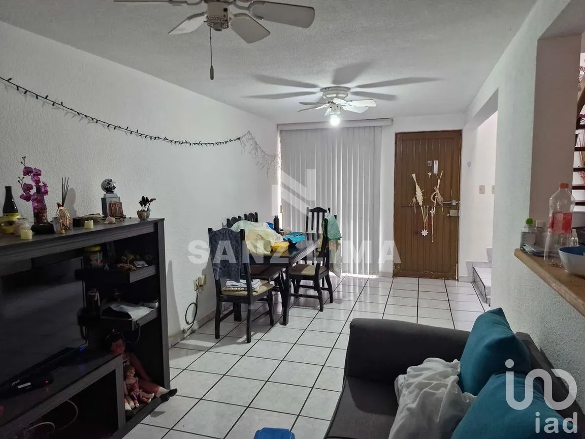 Casa en Venta en Álamos 3a Secc, Celaya, Guanajuato | NEX-285190 | iad México | Foto 2 de 12