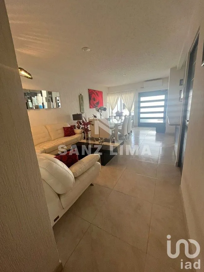 Casa en Venta en kinn Residencial, Celaya, Guanajuato | NEX-288755 | iad México | Foto 2 de 15