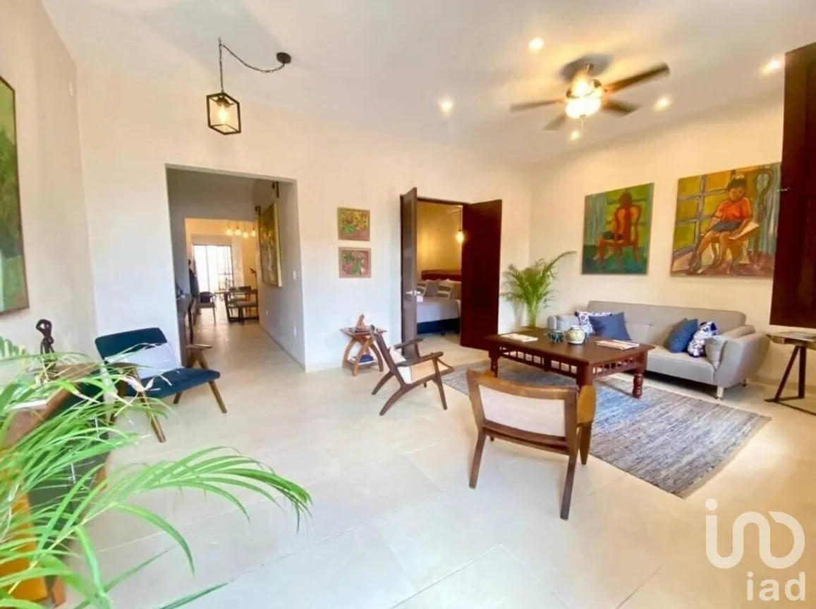 Casa en Renta en Mérida Centro, Mérida, Yucatán | NEX-275414 | iad México | Foto 1 de 26