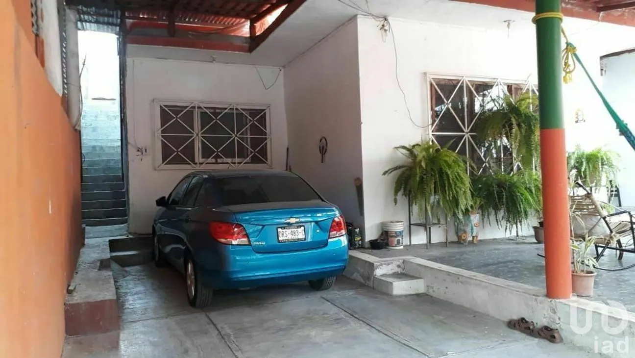 Casa en Venta en Jardines del Norte, Tuxtla Gutiérrez, Chiapas | NEX-278715 | iad México | Foto 3 de 25