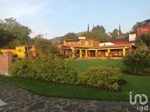 NEX-278757 - Casa en Venta, con 7 recamaras, con 5 baños, con 591.69 m2 de construcción en San José, CP 62520, Morelos.
