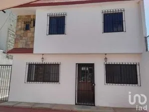 NEX-279804 - Casa en Venta, con 4 recamaras, con 3 baños, con 200 m2 de construcción en San Isidro Buenavista, CP 29020, Chiapas.