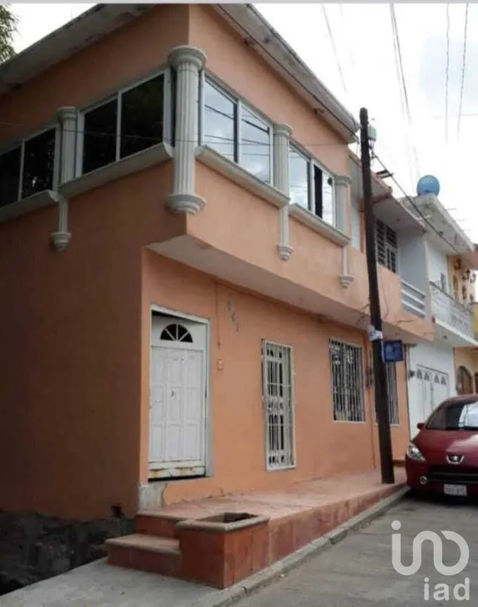 Casa en Venta en Bienestar Social, Tuxtla Gutiérrez, Chiapas | NEX-279810 | iad México | Foto 1 de 12