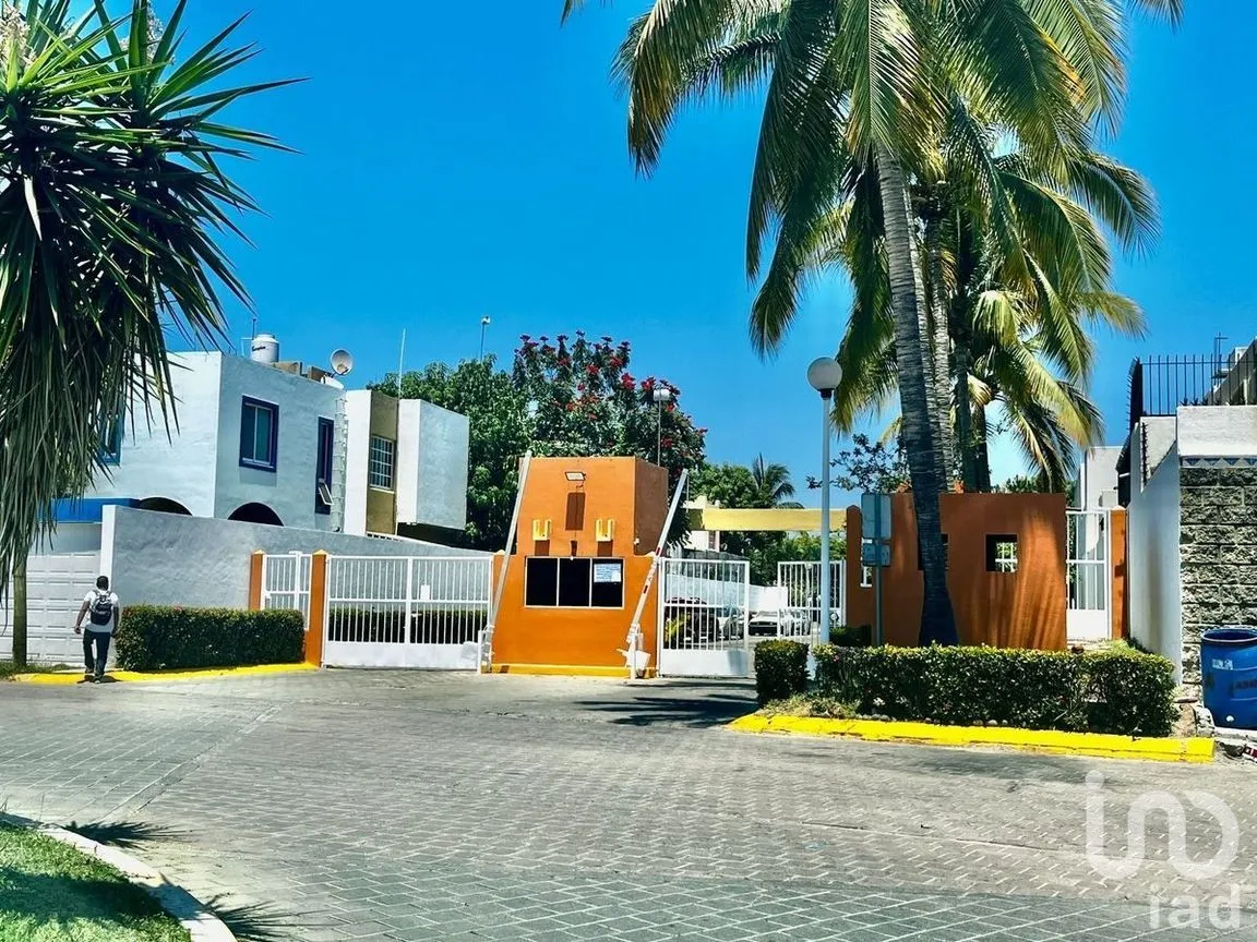 Casa en Venta en Soleares, Manzanillo, Colima | NEX-227804 | iad México | Foto 3 de 13