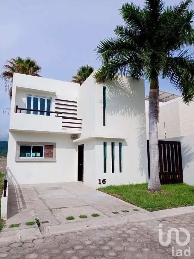 Casa en Venta en Soleares, Manzanillo, Colima | NEX-227804 | iad México | Foto 1 de 13