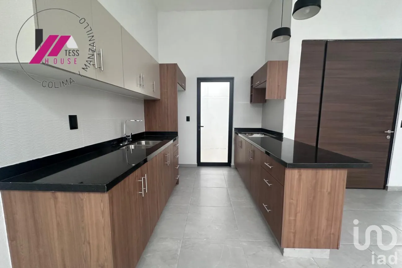 Casa en Venta en Residencial Esmeralda Norte, Colima, Colima | NEX-277517 | iad México | Foto 4 de 16