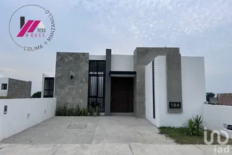 NEX-277517 - Casa en Venta, con 3 recamaras, con 2 baños, con 120 m2 de construcción en Residencial Esmeralda Norte, CP 28017, Colima.