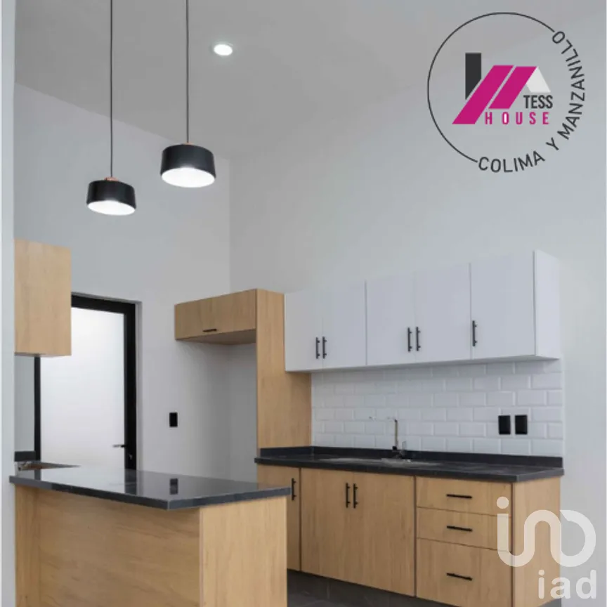 Casa en Venta en La Capacha, Colima, Colima | NEX-277518 | iad México | Foto 2 de 8