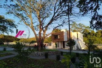 NEX-277549 - Casa en Venta, con 4 recamaras, con 3 baños, con 208 m2 de construcción en El Pedregal, CP 28048, Colima.