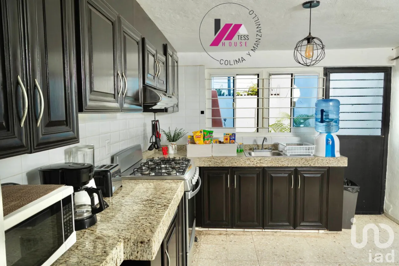 Casa en Venta en Lomas de Circunvalación, Colima, Colima | NEX-277553 | iad México | Foto 15 de 26