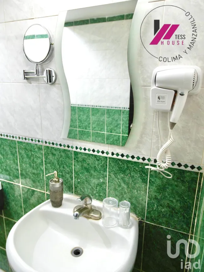 Casa en Venta en Lomas de Circunvalación, Colima, Colima | NEX-277553 | iad México | Foto 20 de 26
