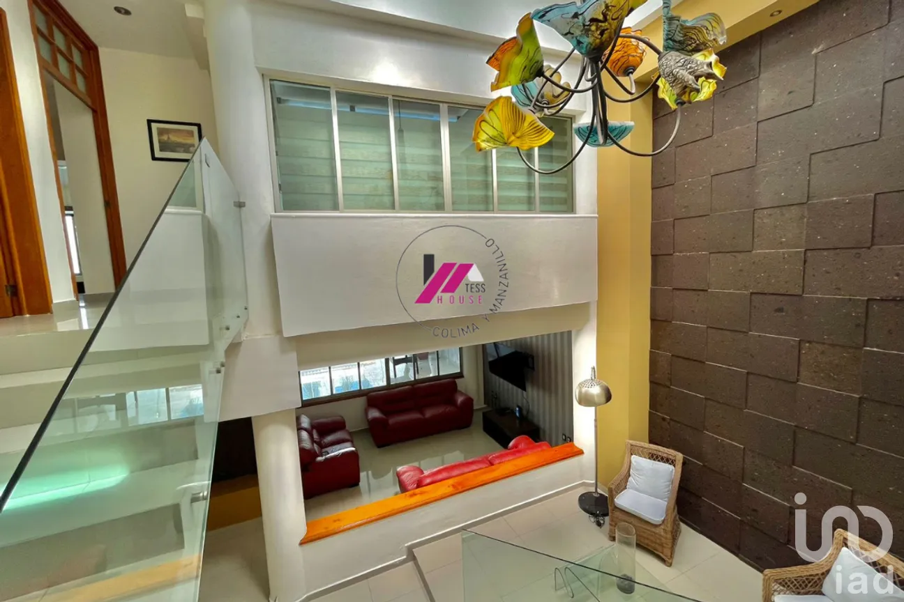 Casa en Venta en Jardines Vista Hermosa, Colima, Colima | NEX-277555 | iad México | Foto 8 de 18