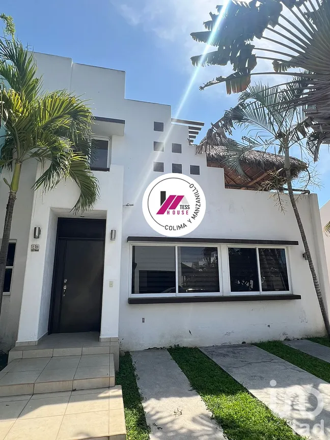 Casa en Venta en Club Santiago, Manzanillo, Colima | NEX-292993 | iad México | Foto 1 de 15