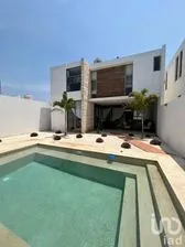 NEX-200731 - Casa en Venta, con 4 recamaras, con 5 baños, con 333 m2 de construcción en Montebello, CP 97113, Yucatán.