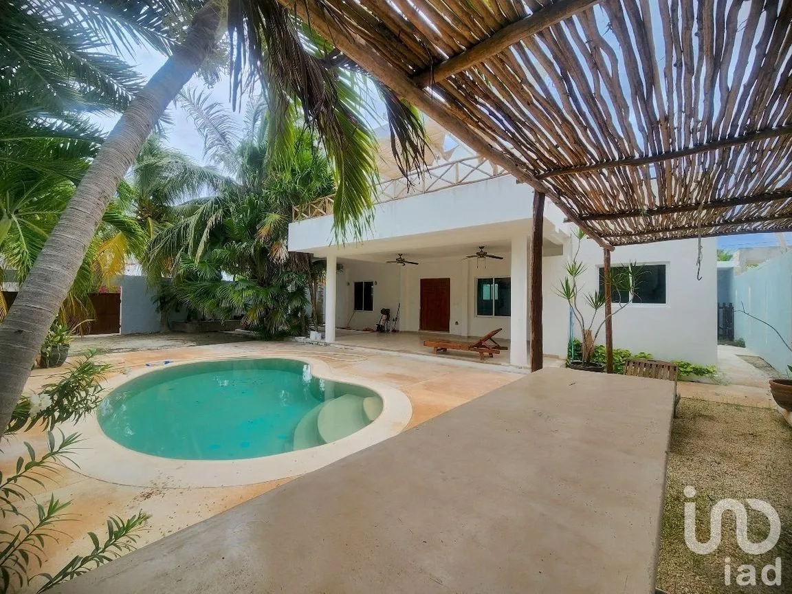 Casa en Venta en Chelem, Progreso, Yucatán | NEX-202359 | iad México | Foto 2 de 34