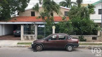 NEX-229151 - Casa en Venta, con 3 recamaras, con 3 baños, con 430 m2 de construcción en Jardines de Mérida, CP 97135, Yucatán.