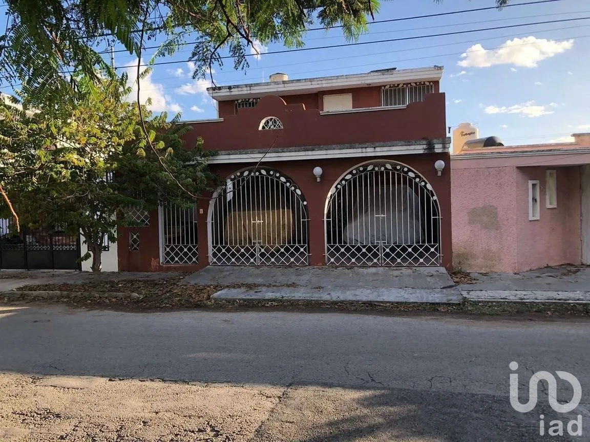 Casa en Venta en Pensiones, Mérida, Yucatán | NEX-229154 | iad México | Foto 1 de 10