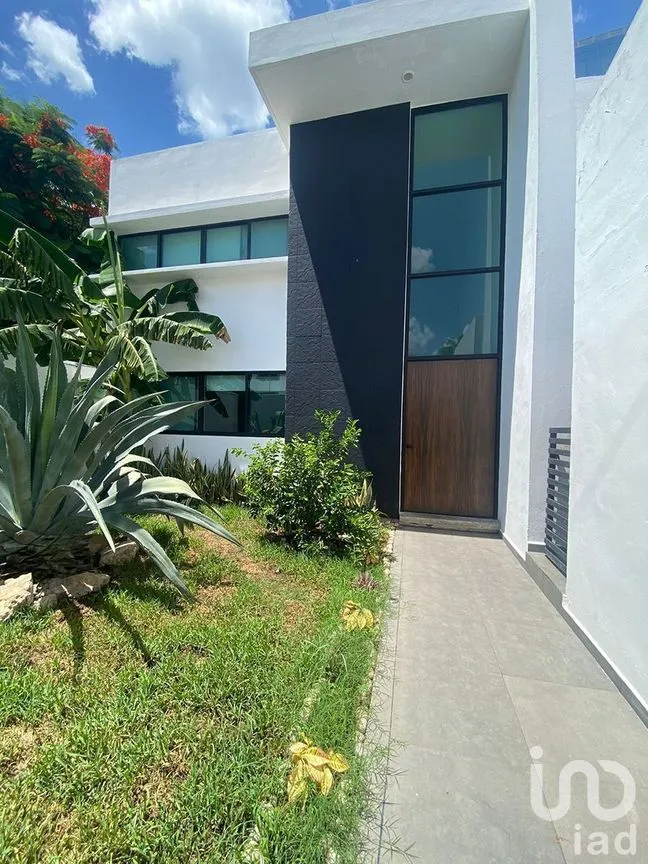 Casa en Venta en Montebello, Mérida, Yucatán | NEX-229162 | iad México | Foto 1 de 48