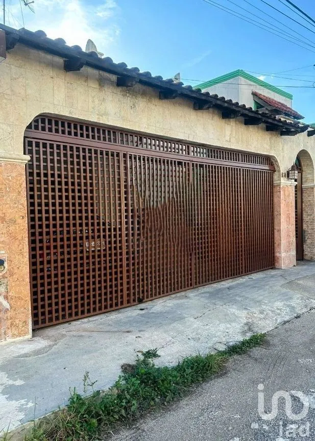 Casa en Venta en Vista Alegre Norte, Mérida, Yucatán | NEX-229170 | iad México | Foto 1 de 17