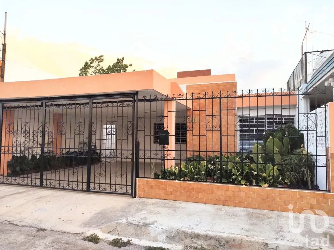 Casa en Venta en Pensiones, Mérida, Yucatán | NEX-229171 | iad México | Foto 1 de 30