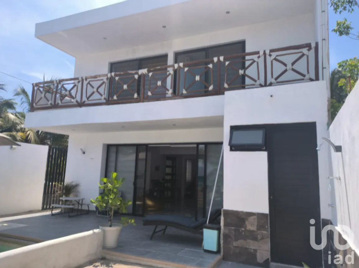 Casa en Venta en Chicxulub Puerto, Progreso, Yucatán | NEX-229175 | iad México | Foto 1 de 18