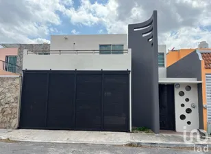 NEX-229185 - Casa en Venta, con 3 recamaras, con 2 baños, con 204 m2 de construcción en Paraíso Maya, CP 97134, Yucatán.