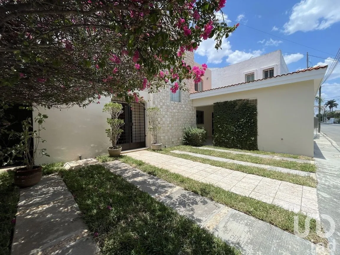 Casa en Venta en Montebello, Mérida, Yucatán | NEX-229230 | iad México | Foto 2 de 17