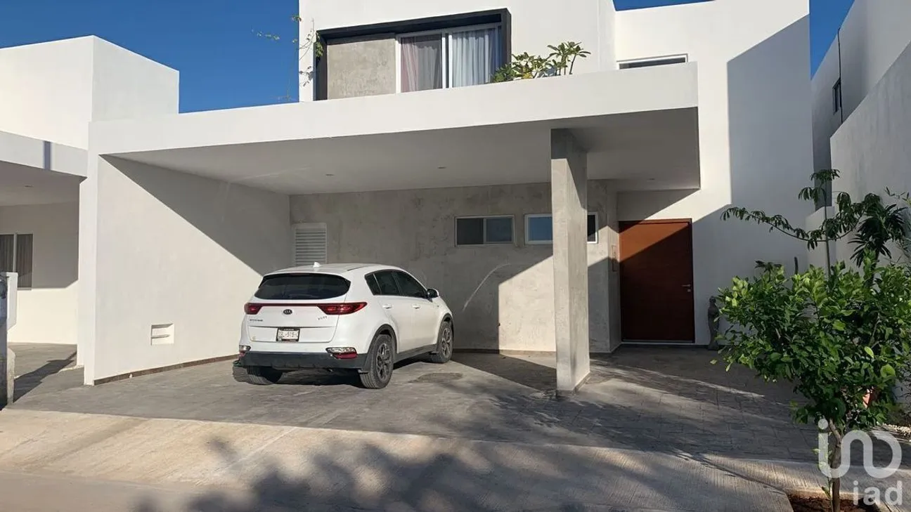 Casa en Venta en Conkal, Conkal, Yucatán | NEX-229236 | iad México | Foto 1 de 23