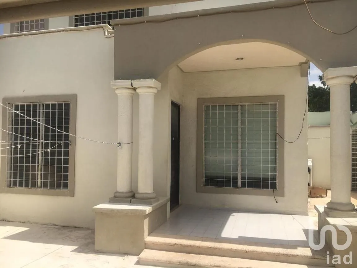 Casa en Venta en Jardines de Pensiones, Mérida, Yucatán | NEX-229255 | iad México | Foto 2 de 15