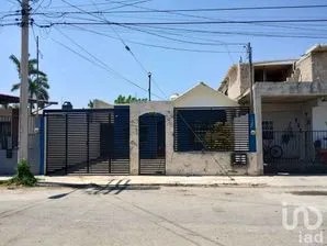 NEX-229458 - Casa en Venta, con 2 recamaras, con 1 baño en Jardines de Lindavista, CP 97219, Yucatán.