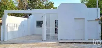 NEX-229857 - Casa en Venta, con 3 recamaras, con 1 baño, con 193 m2 de construcción en Diaz Ordaz, CP 97130, Yucatán.