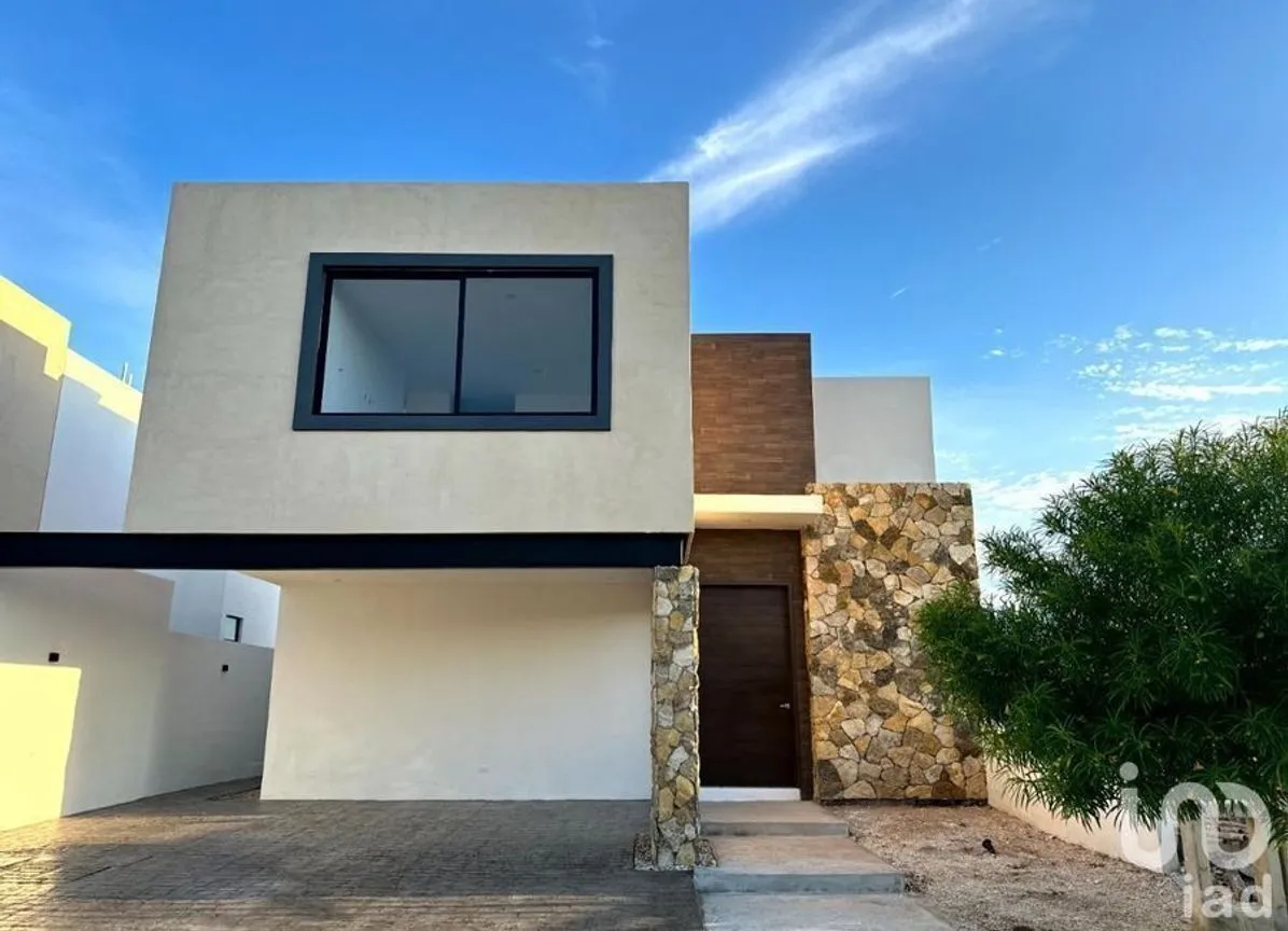 Casa en Venta en Cholul, Mérida, Yucatán | NEX-229977 | iad México | Foto 1 de 6