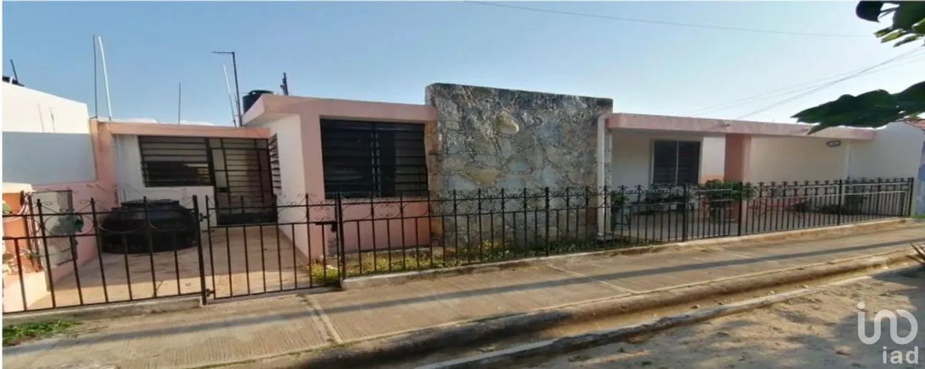 Casa en Venta en Pensiones, Mérida, Yucatán | NEX-279197 | iad México | Foto 1 de 21