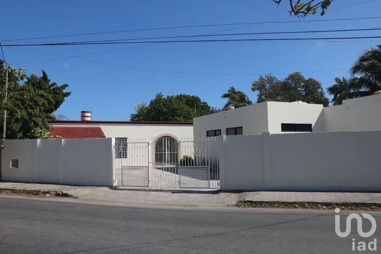 Casa en Venta en San Pedro Uxmal, Mérida, Yucatán | NEX-279238 | iad México | Foto 1 de 34