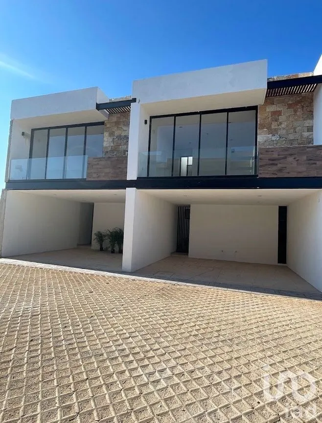 Casa en Venta en Cholul, Mérida, Yucatán | NEX-279282 | iad México | Foto 1 de 5