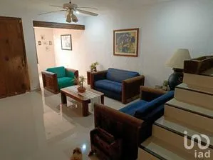NEX-279332 - Casa en Venta, con 4 recamaras, con 3 baños en México Norte, CP 97128, Yucatán.