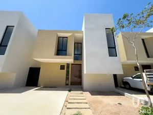 NEX-279335 - Casa en Venta, con 3 recamaras, con 3 baños, con 240 m2 de construcción en Chicxulub Puerto, CP 97330, Yucatán.