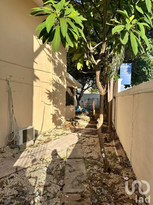 Casa en Venta en Jardines de Pensiones, Mérida, Yucatán | NEX-279340 | iad México | Foto 3 de 12