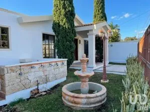 NEX-279375 - Casa en Venta, con 3 recamaras, con 3 baños, con 360 m2 de construcción en San Antonio Cinta, CP 97139, Yucatán.