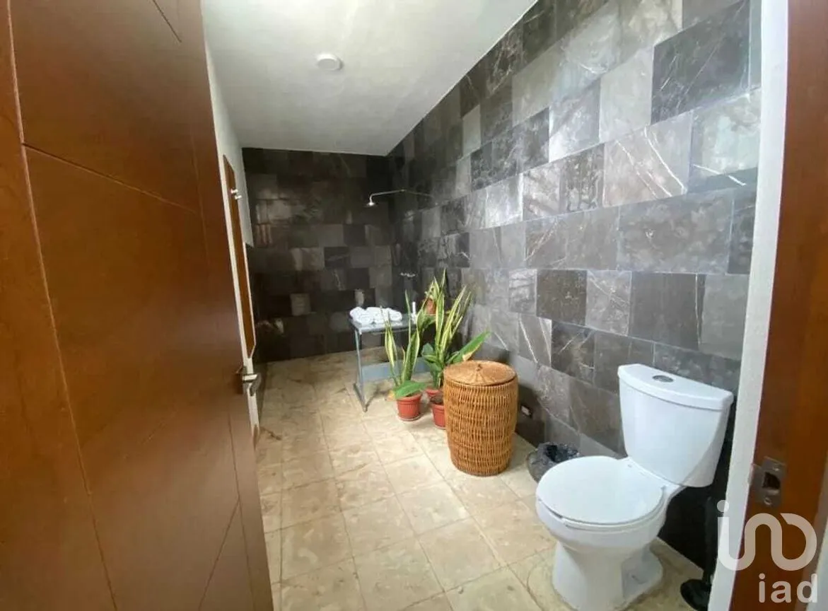 Casa en Venta en Mérida Centro, Mérida, Yucatán | NEX-279377 | iad México | Foto 9 de 16