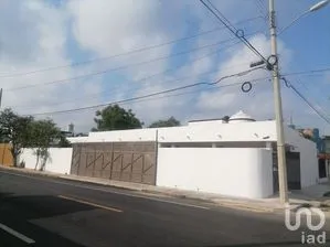 NEX-279471 - Casa en Venta, con 3 recamaras, con 3 baños, con 280 m2 de construcción en Nueva Alemán, CP 97146, Yucatán.