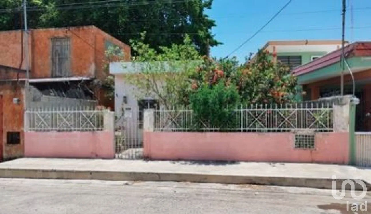 Casa en Venta en Mérida Centro, Mérida, Yucatán | NEX-279543 | iad México | Foto 1 de 8