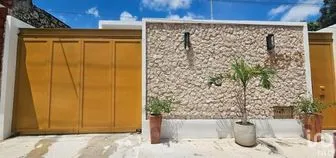 NEX-279570 - Casa en Venta, con 3 recamaras, con 2 baños en Mérida Centro, CP 97000, Yucatán.