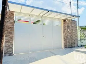 NEX-279571 - Casa en Venta, con 4 recamaras, con 4 baños, con 303.39 m2 de construcción en Itzimna, CP 97100, Yucatán.