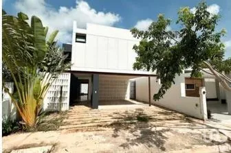 NEX-279585 - Casa en Venta, con 3 recamaras, con 3 baños, con 284 m2 de construcción.