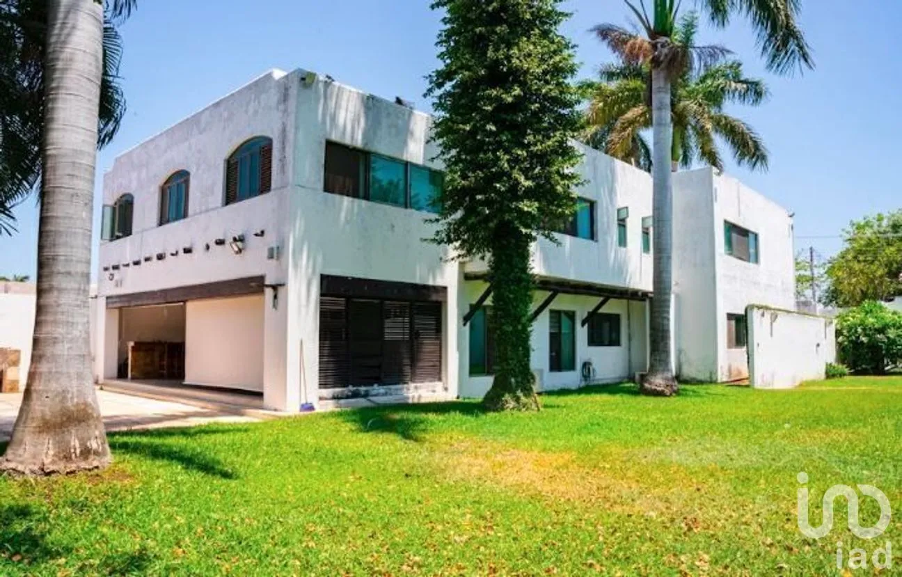 Casa en Venta en Residencial Colonia México, Mérida, Yucatán | NEX-279595 | iad México | Foto 2 de 44