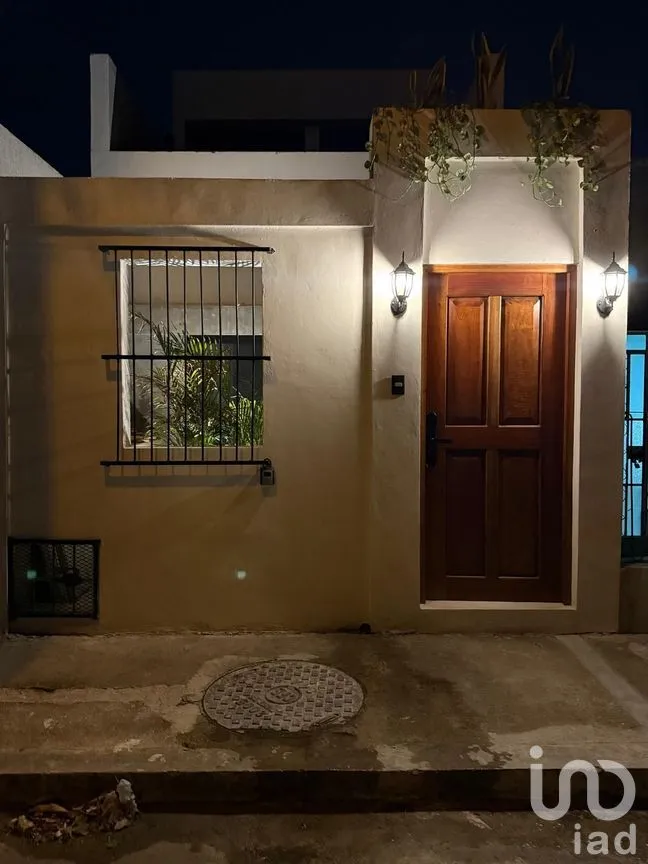 Casa en Renta en Mérida Centro, Mérida, Yucatán | NEX-279606 | iad México | Foto 2 de 20