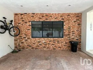 NEX-279636 - Casa en Venta, con 4 recamaras, con 4 baños, con 225 m2 de construcción.